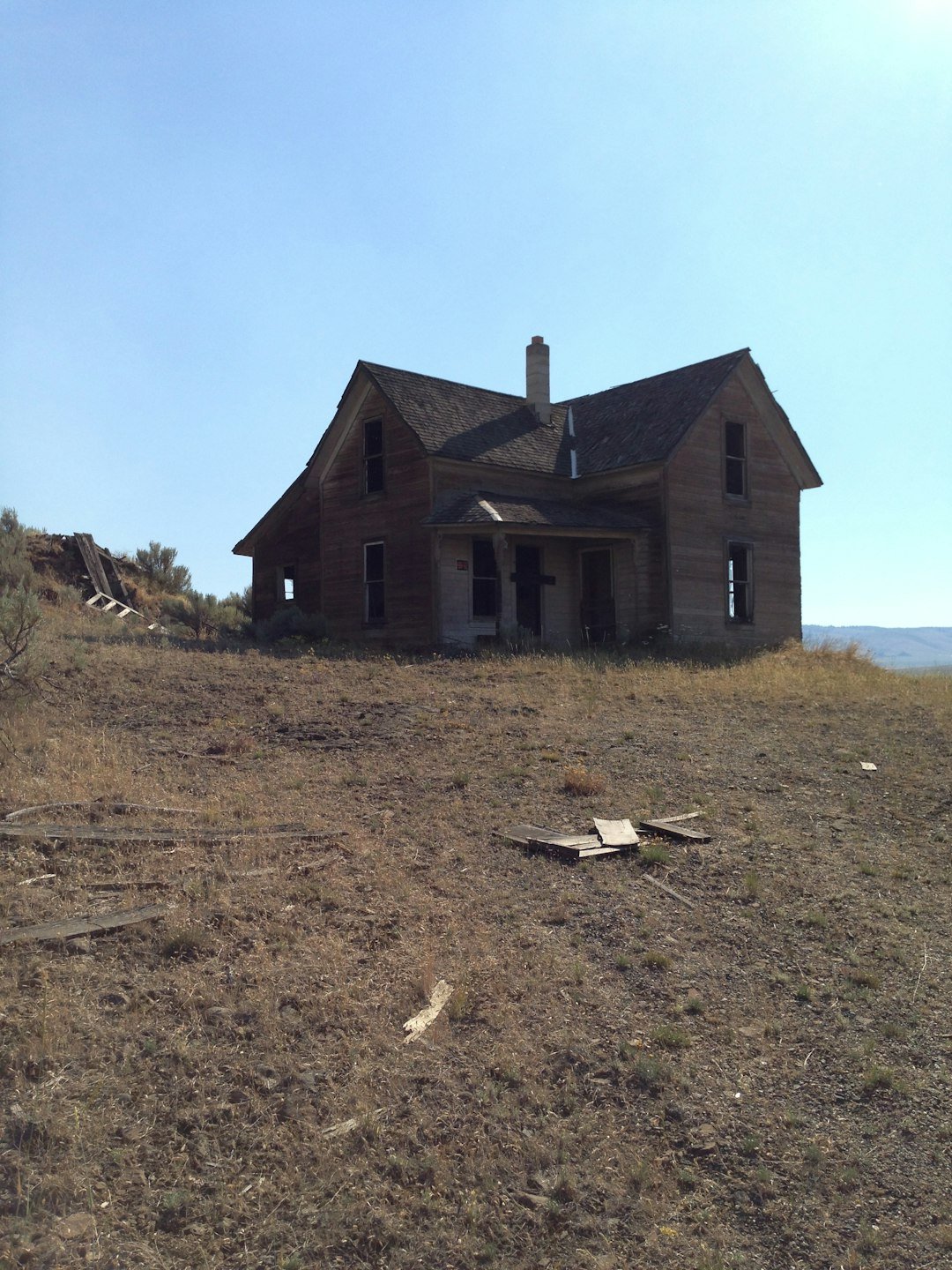 Distressed property that Geib Homes can purchase for rehab or resale